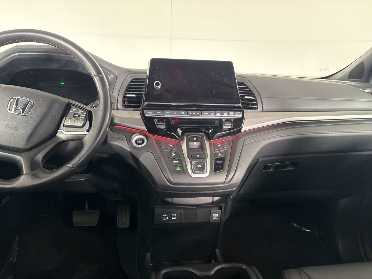 Used 2025 Honda Odyssey Sport-L image 22