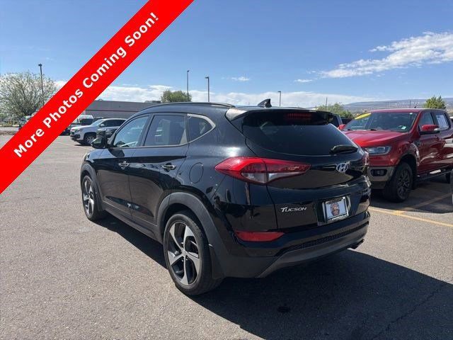 Used 2016 Hyundai Tucson Limited w/ Option Group 03 AWD/4WD image 3