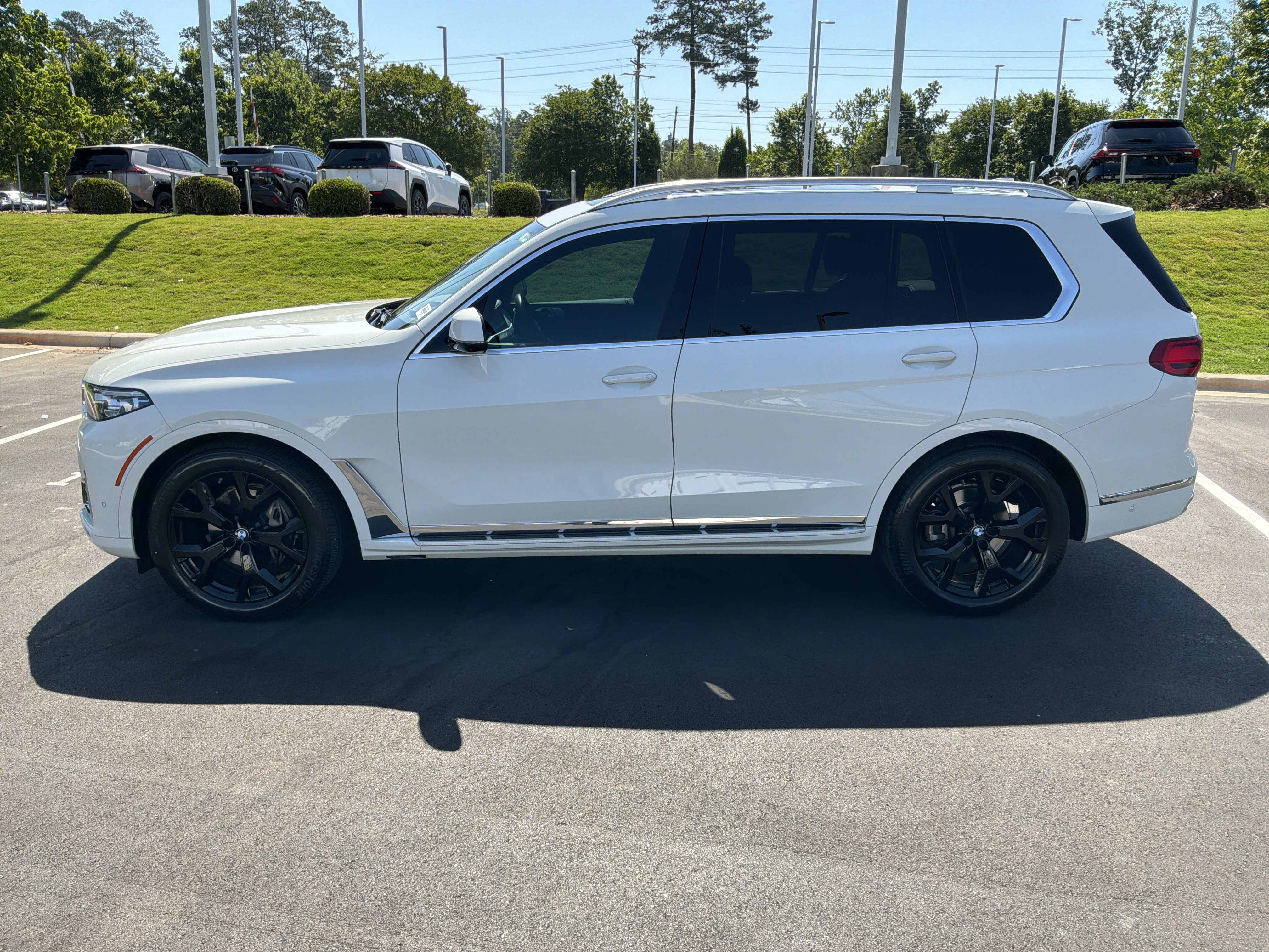 Used 2021 BMW X7 xDrive40i w/ Executive Package AWD/4WD image 7