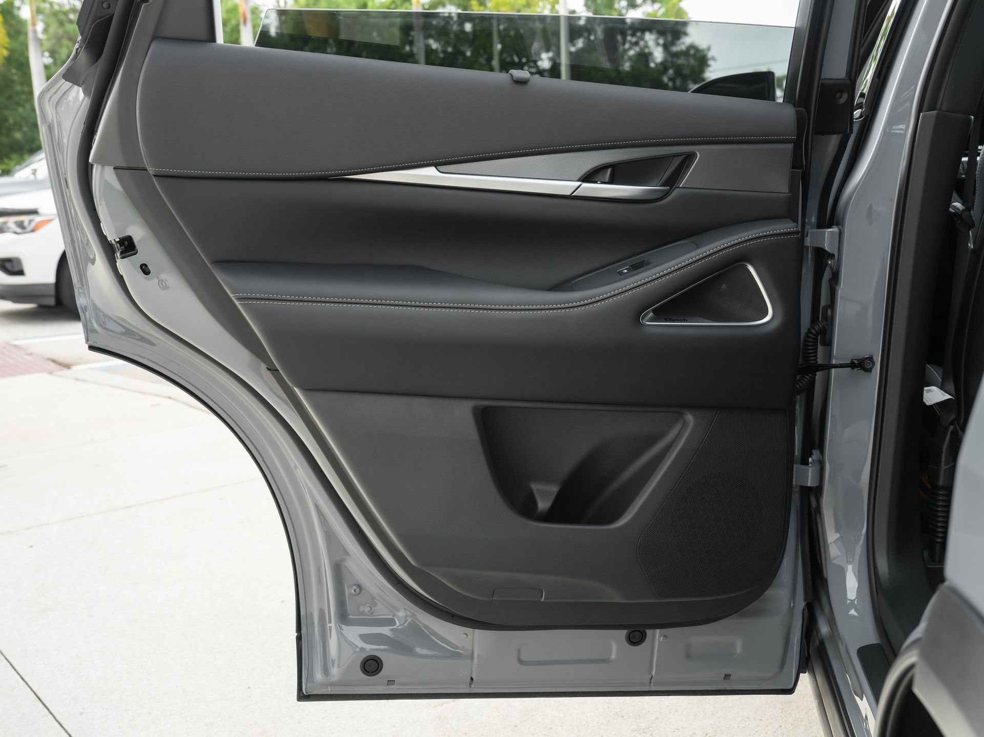 Certified 2026 INFINITI QX60 Luxe w/ Cargo Package FWD image 31