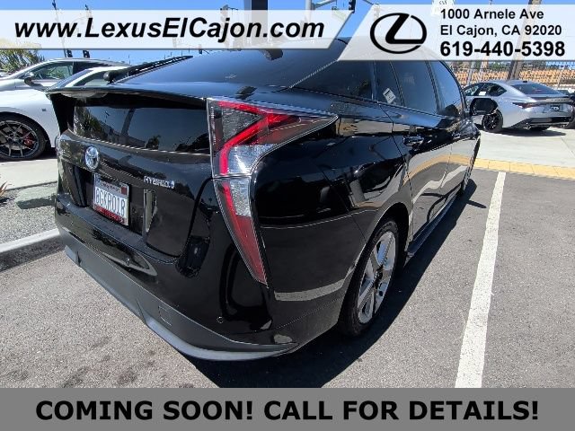 Used 2018 Toyota Prius Three Touring FWD image 4