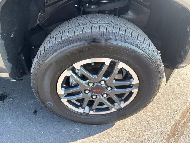 Used 2025 Toyota Tacoma TRD Sport AWD/4WD image 14