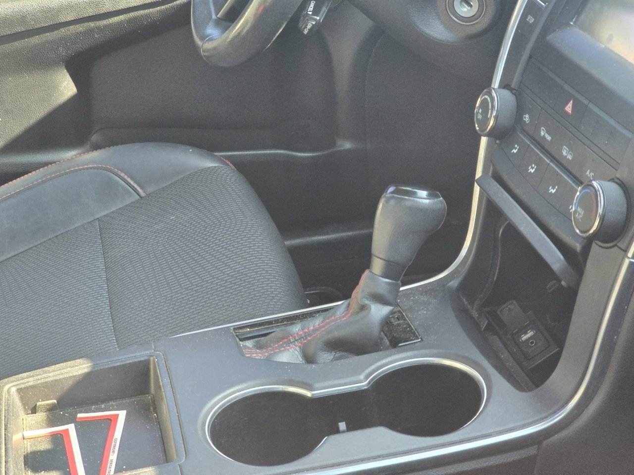 Used 2016 Toyota Camry SE image 17