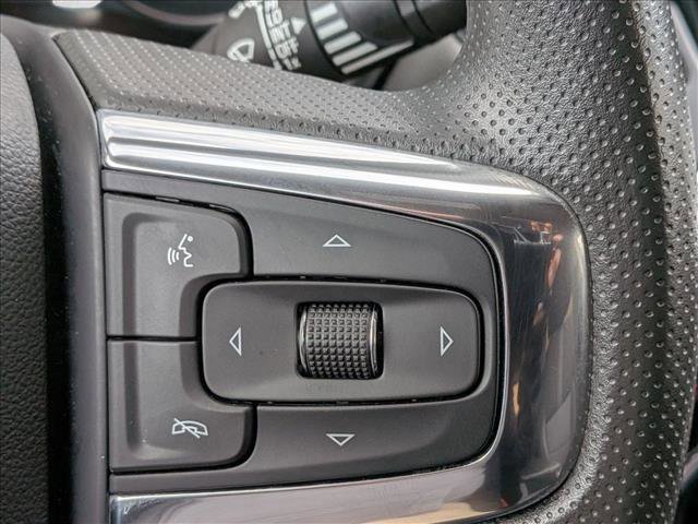 Used 2025 Chevrolet Blazer LT image 15