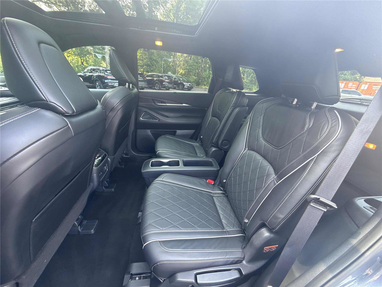 Used 2023 INFINITI QX60 Autograph w/ Cargo Package AWD/4WD image 12
