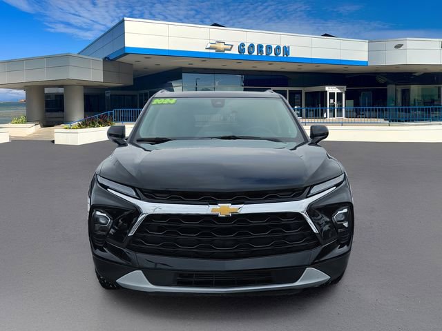 Used 2024 Chevrolet Blazer LT w/ Convenience Package image 2