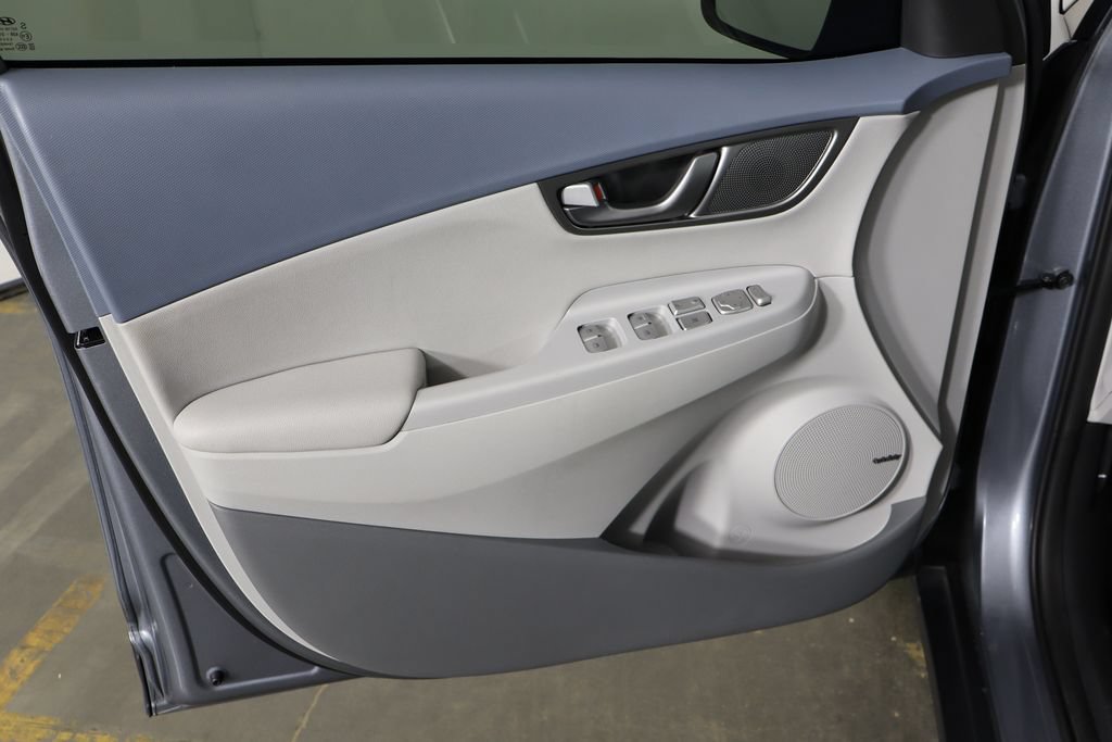 Used 2021 Hyundai Kona Ultimate FWD image 19