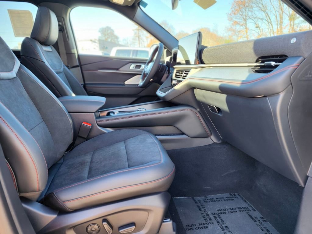New 2026 Ford Explorer ST w/ Sun And Sound Package image 11