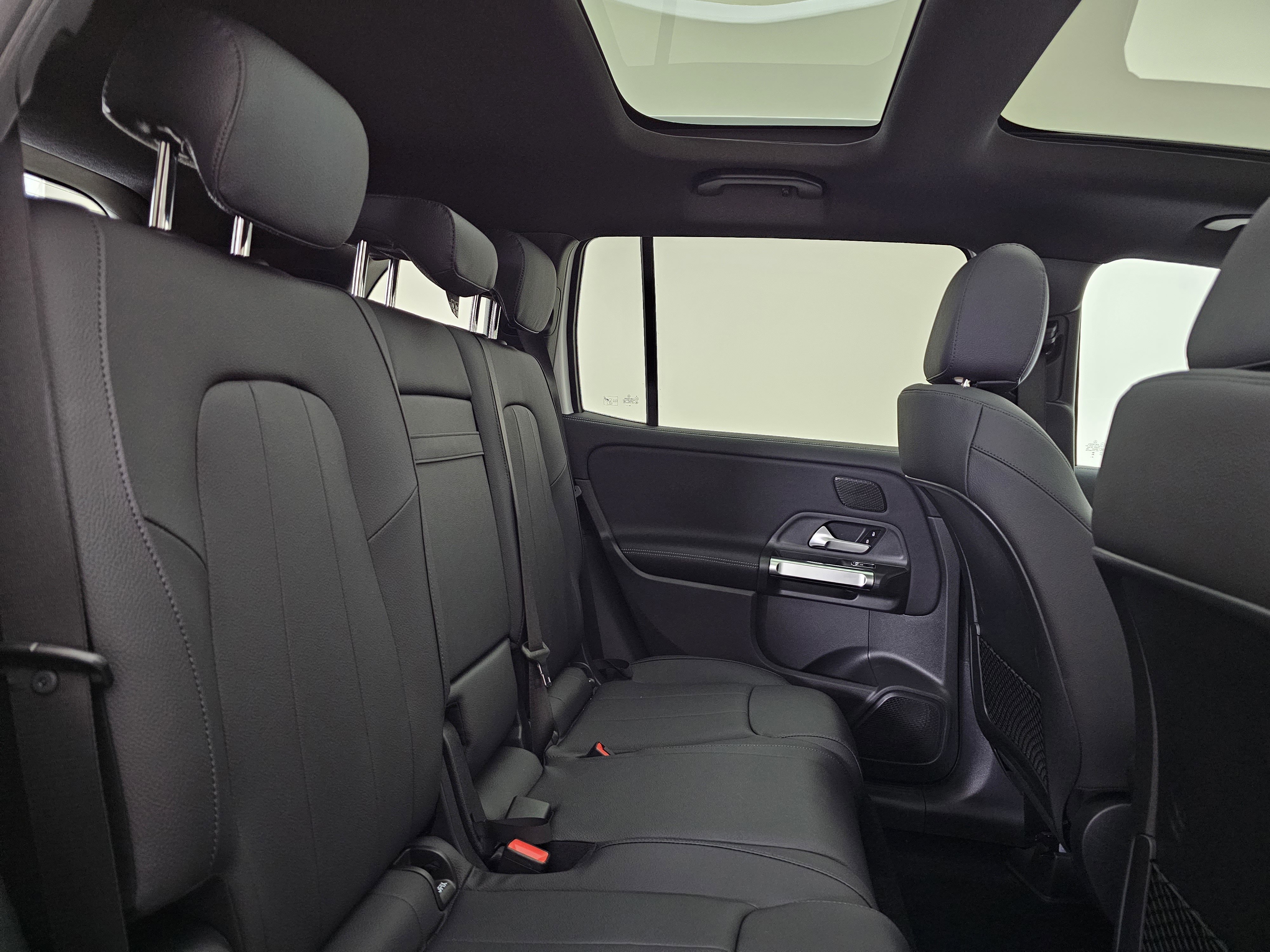 New 2026 Mercedes-Benz GLB 250 4MATIC image 29