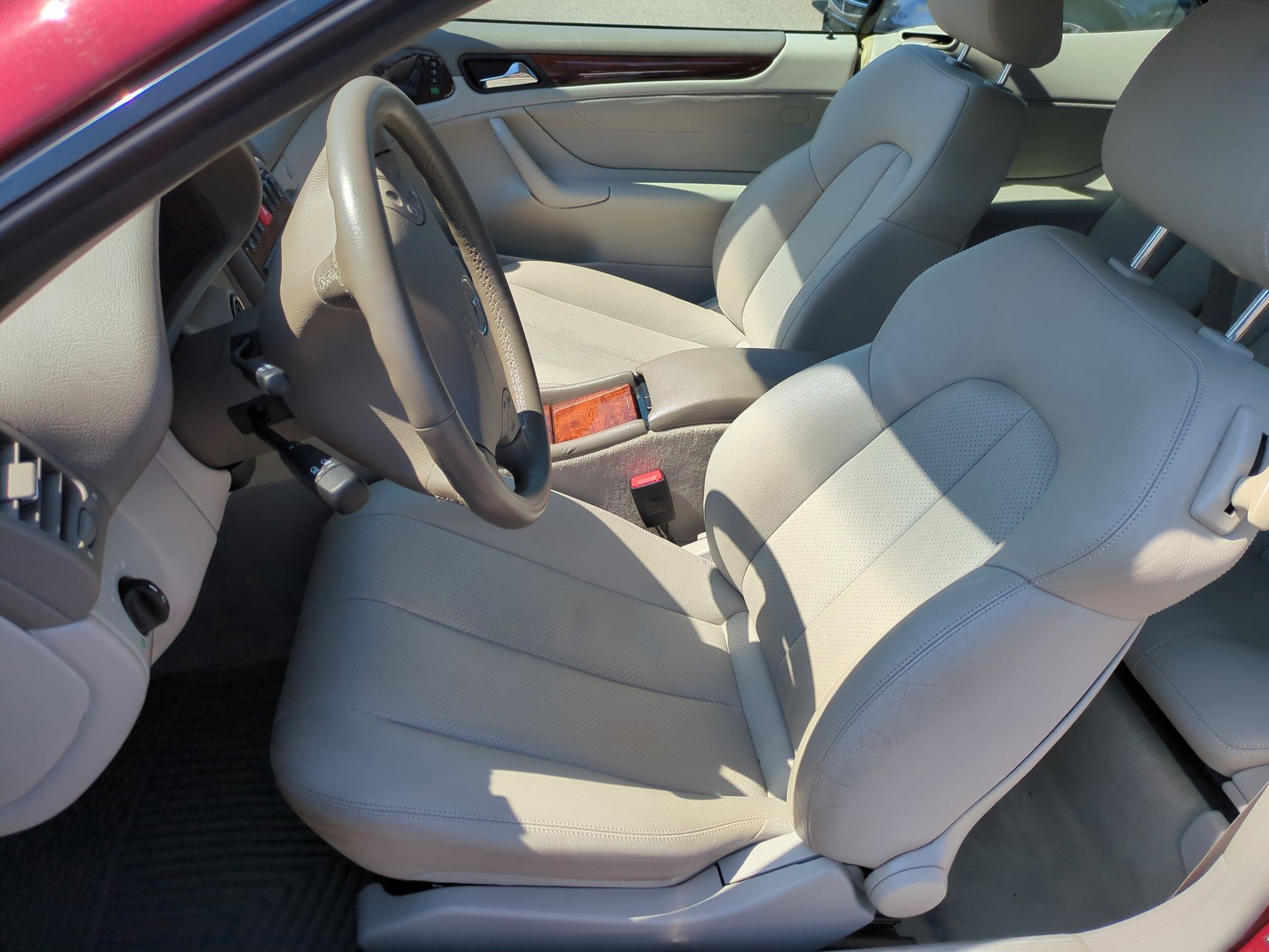 Used 2003 Mercedes-Benz CLK 320 Cabriolet image 14
