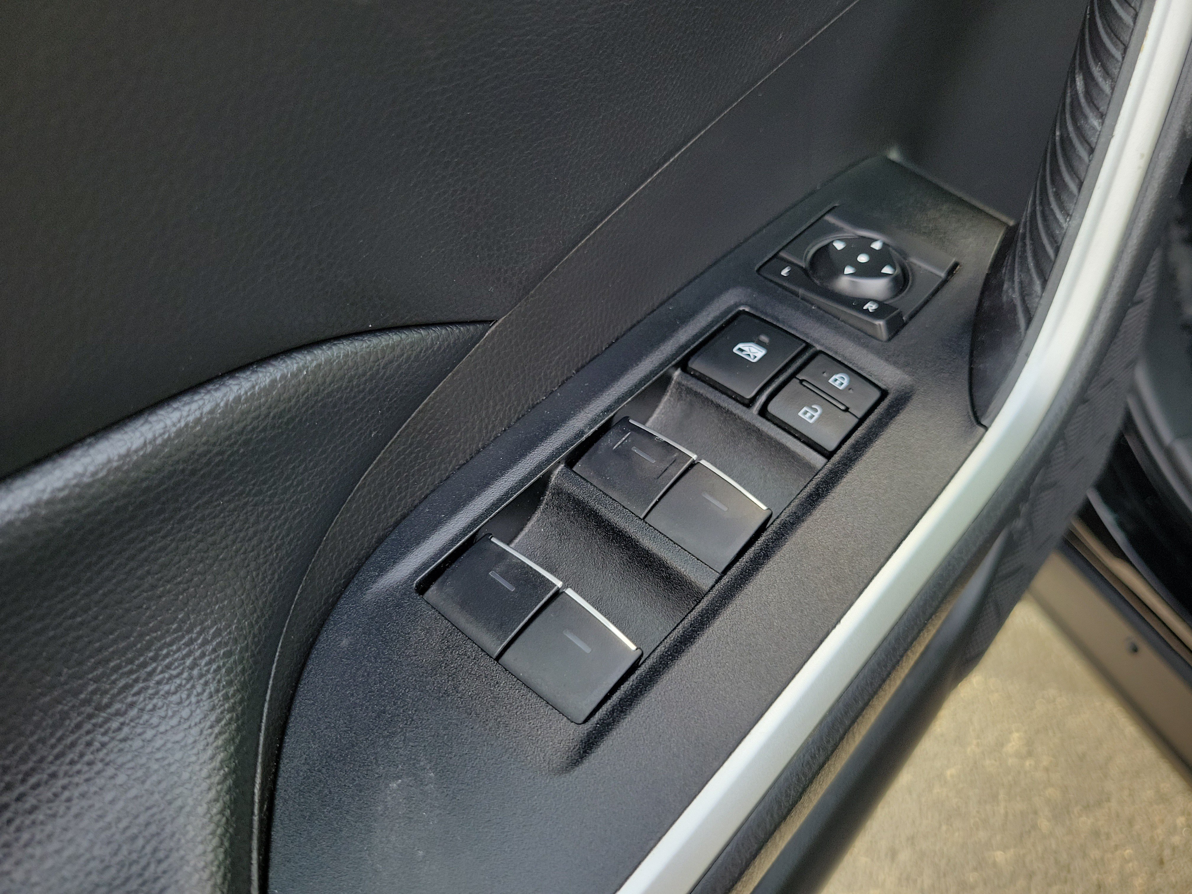 Certified 2025 Toyota RAV4 XLE AWD/4WD image 19