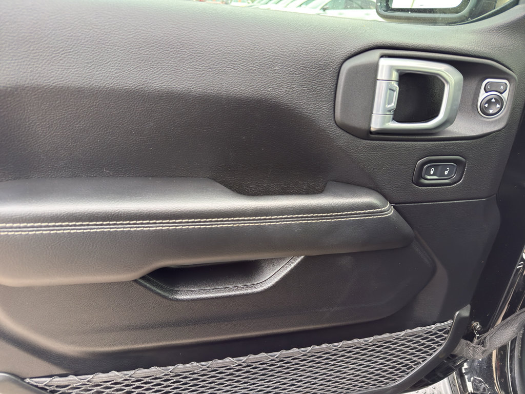 Used 2021 Jeep Wrangler Unlimited Sahara w/ Cold Weather Group image 13