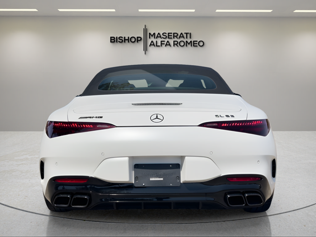 Used 2022 Mercedes-Benz SL 63 AMG 4MATIC w/ Driver Assistance Package image 5