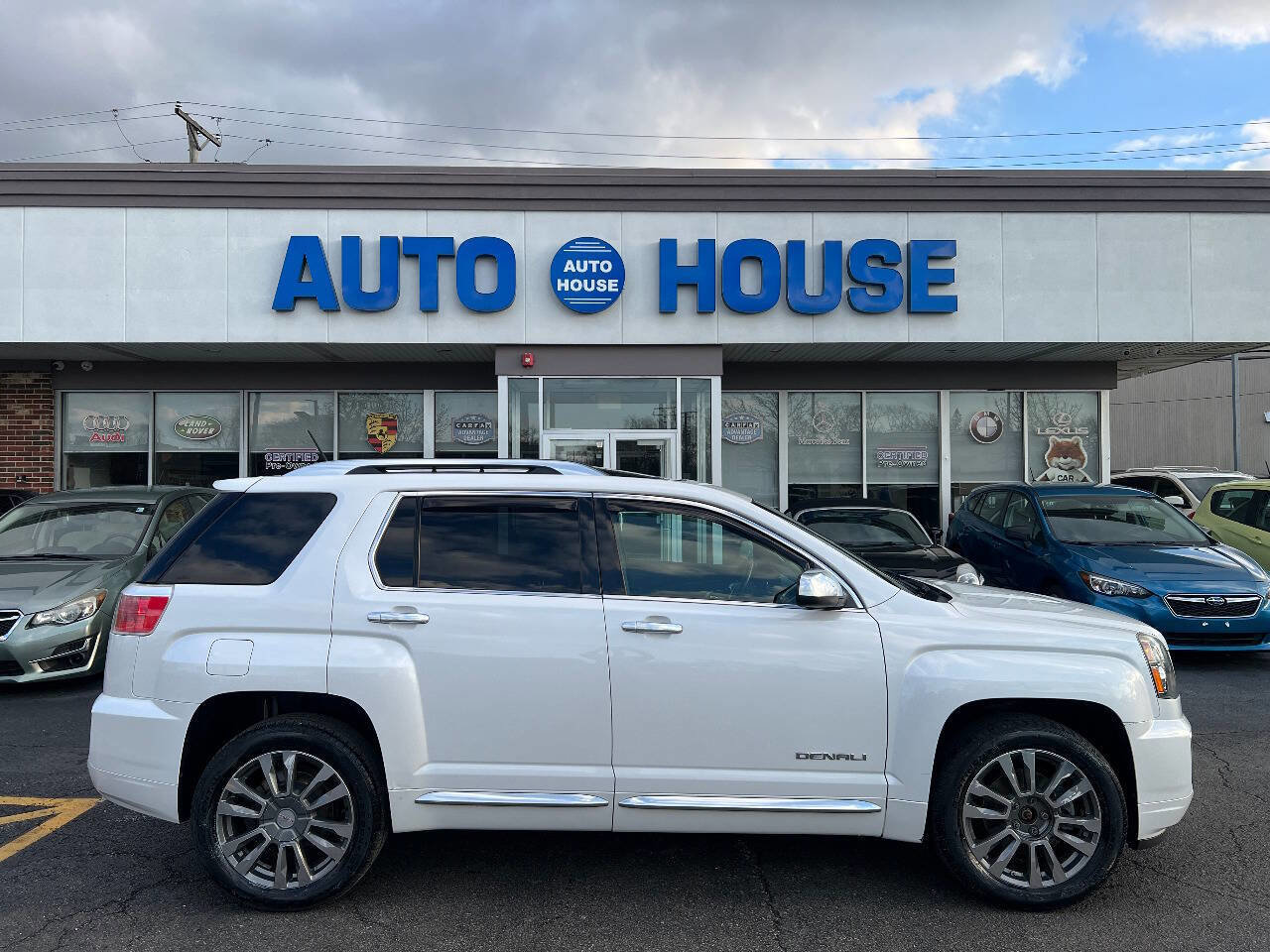 Used 2016 GMC Terrain Denali image 9