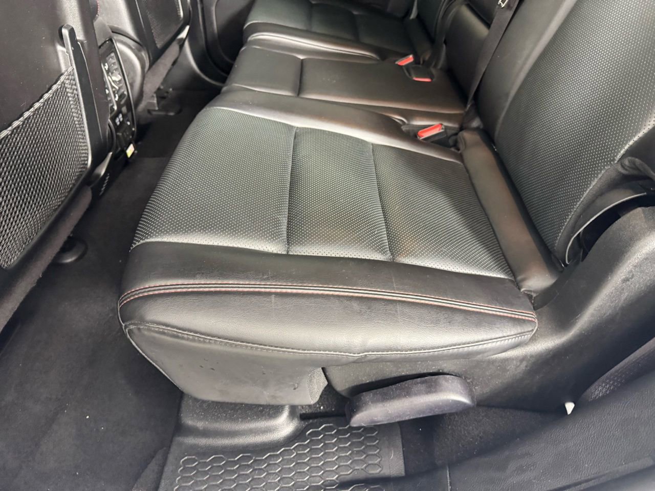 Used 2024 Dodge Durango GT image 29