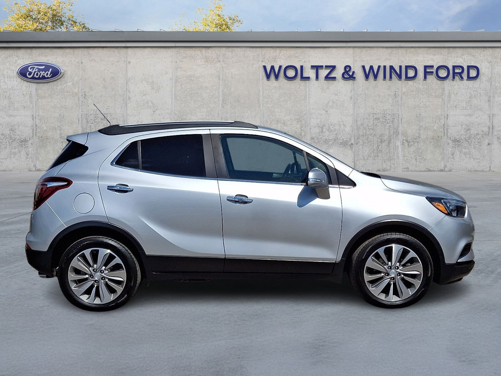Used 2019 Buick Encore Preferred image 7