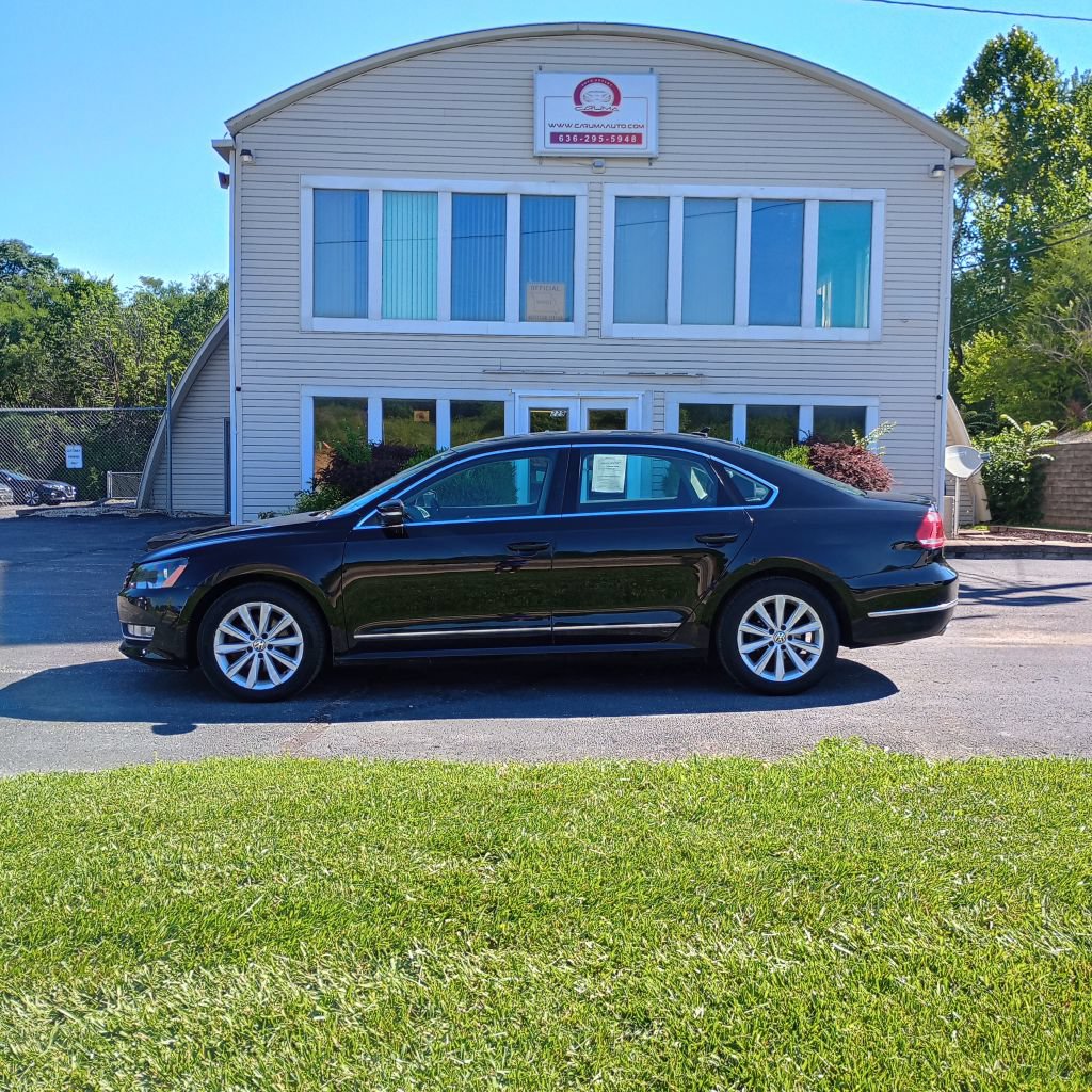 Used 2013 Volkswagen Passat 2.5 SEL Premium FWD image 2