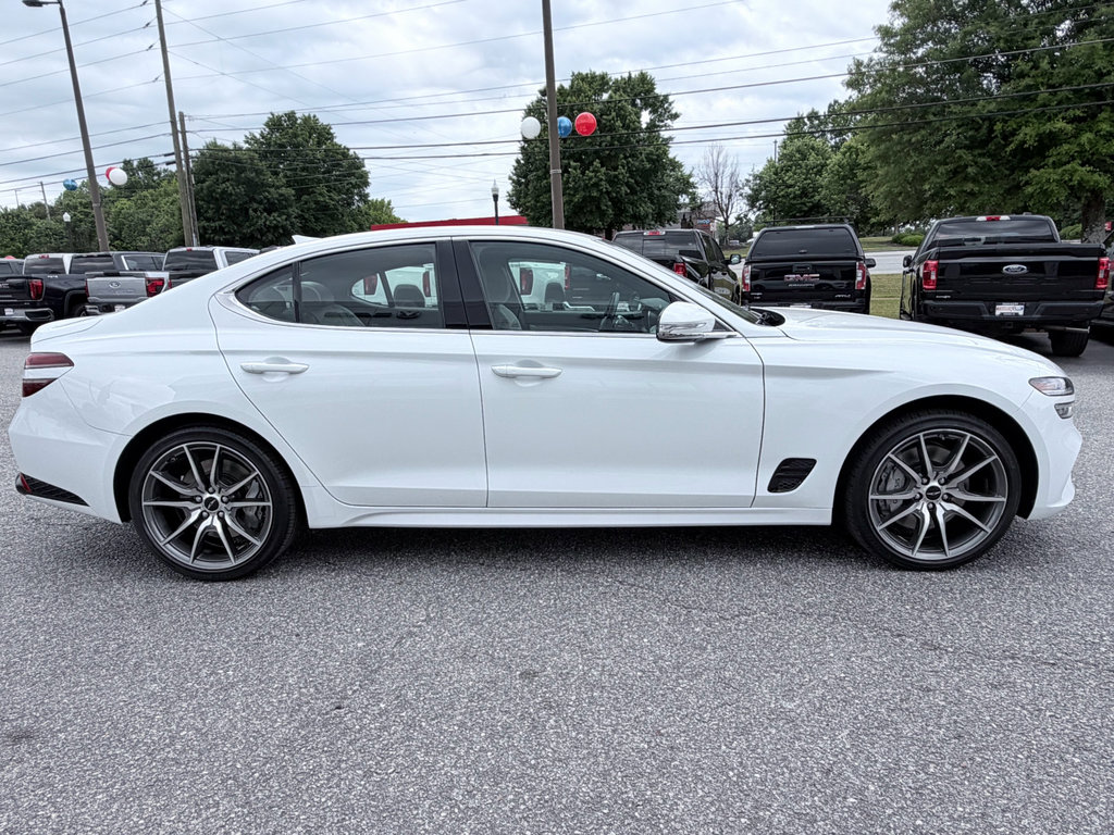 Used 2025 Genesis G70 2.5T AWD/4WD image 4