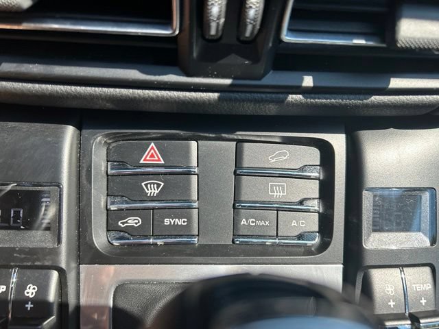 Used 2021 Porsche Macan AWD/4WD image 26