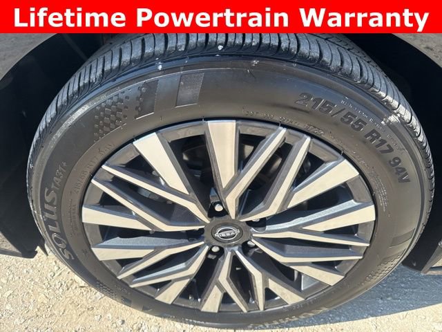 Used 2024 Nissan Altima 2.5 SV image 24