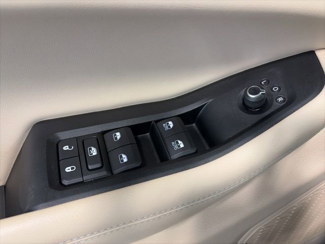 Used 2025 Jeep Grand Cherokee Limited image 15