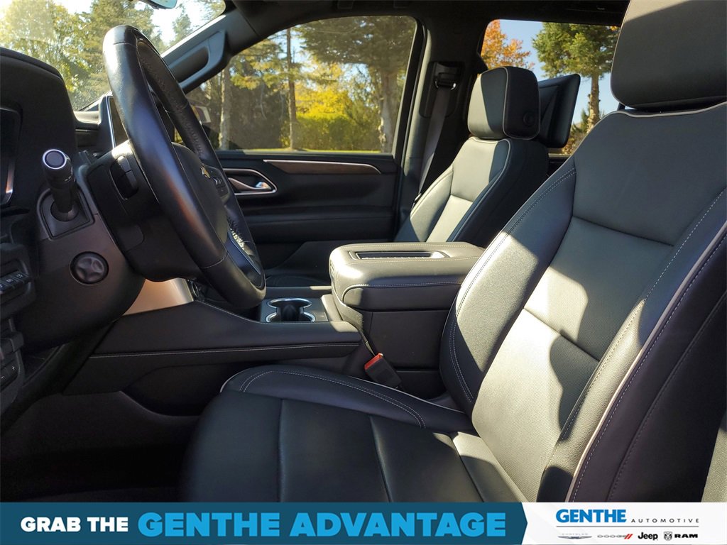 Used 2023 Chevrolet Tahoe Premier w/ Advanced Technology Package image 7