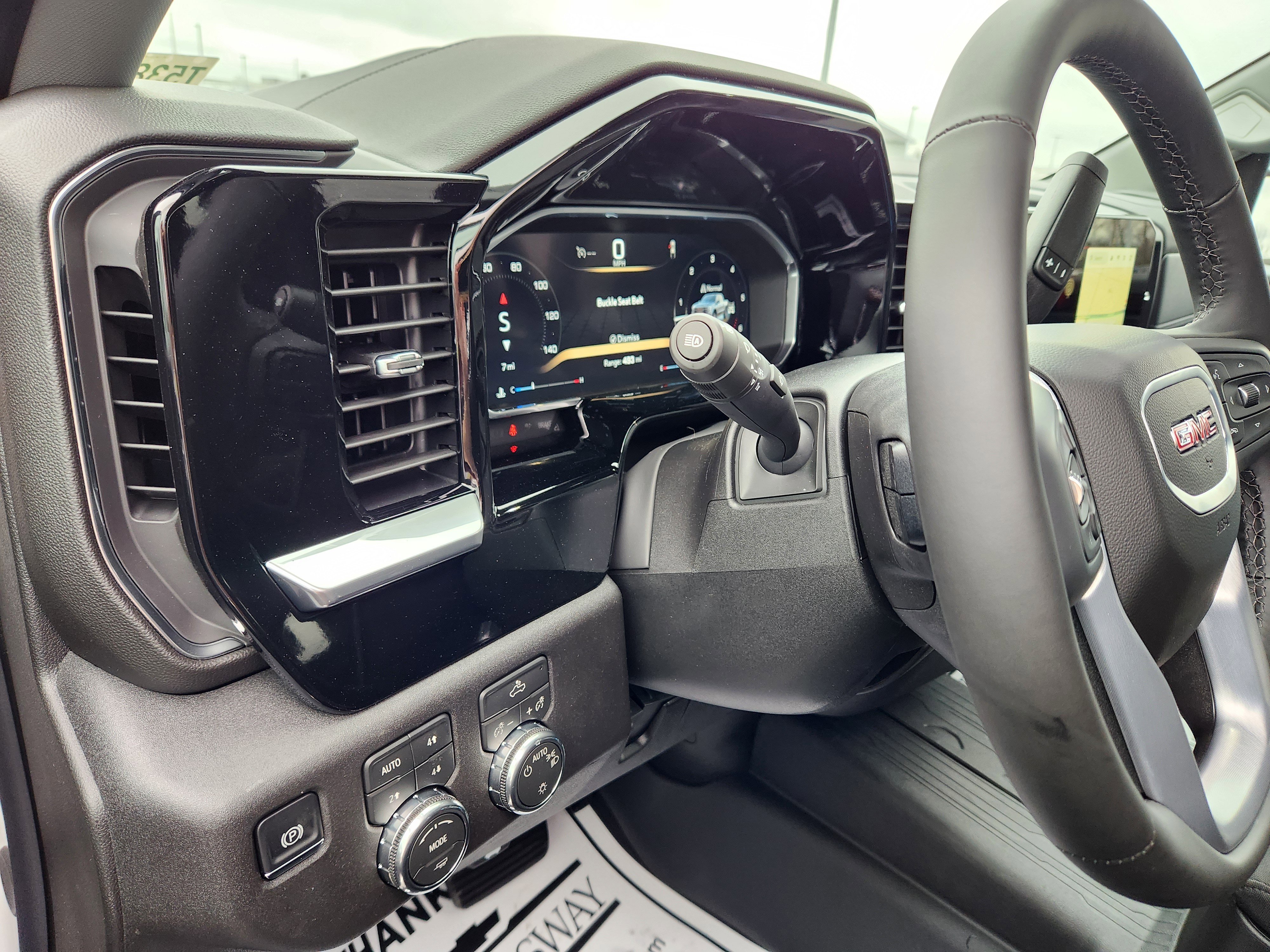 New 2026 GMC Sierra 1500 SLE image 16