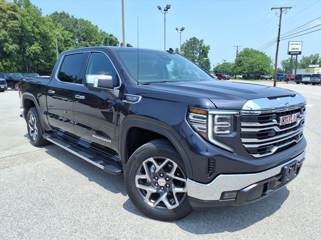 Used 2023 GMC Sierra 1500 SLT w/ SLT Premium Package AWD/4WD image 2