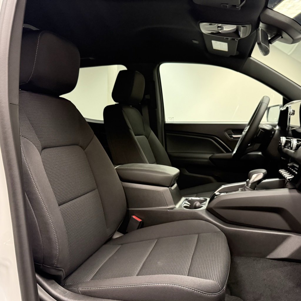 New 2026 GMC Canyon Elevation w/ Convenience Package RWD image 14