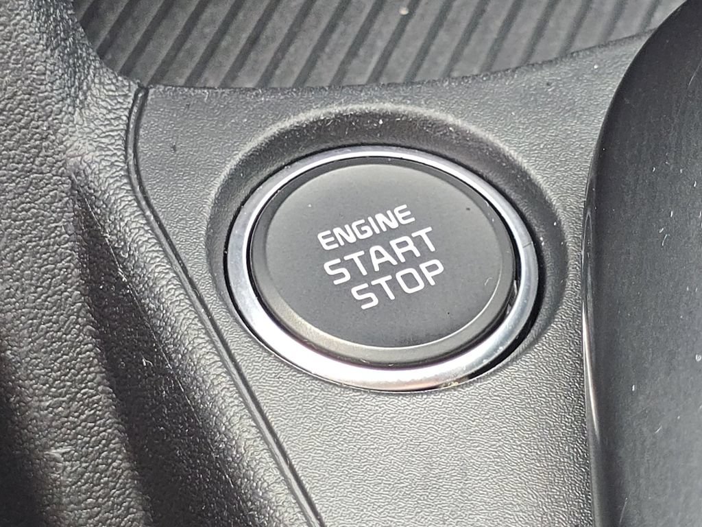 Used 2025 Kia K4 FWD image 31