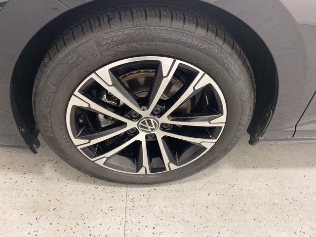 Used 2026 Volkswagen Jetta Sport FWD image 7