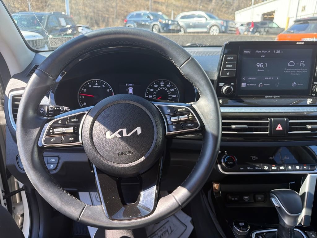 Certified 2023 Kia Seltos S image 12