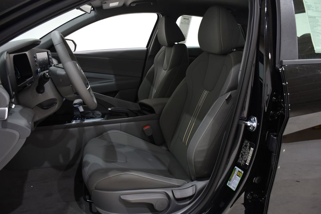 New 2026 Hyundai Elantra Sport image 22