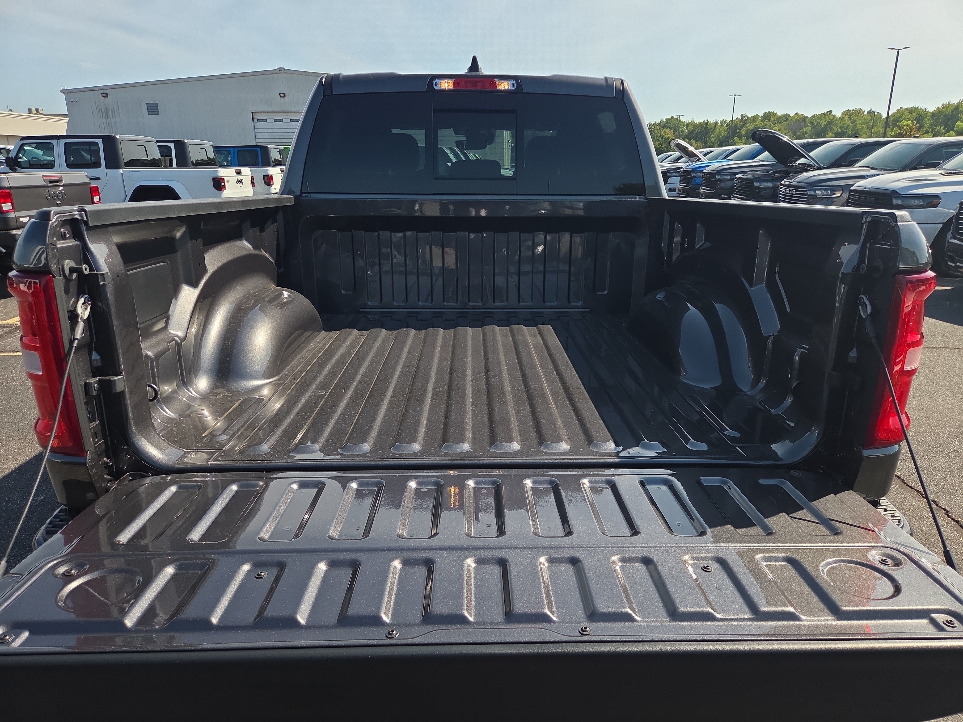 New 2027 RAM 1500 Big Horn AWD/4WD image 8
