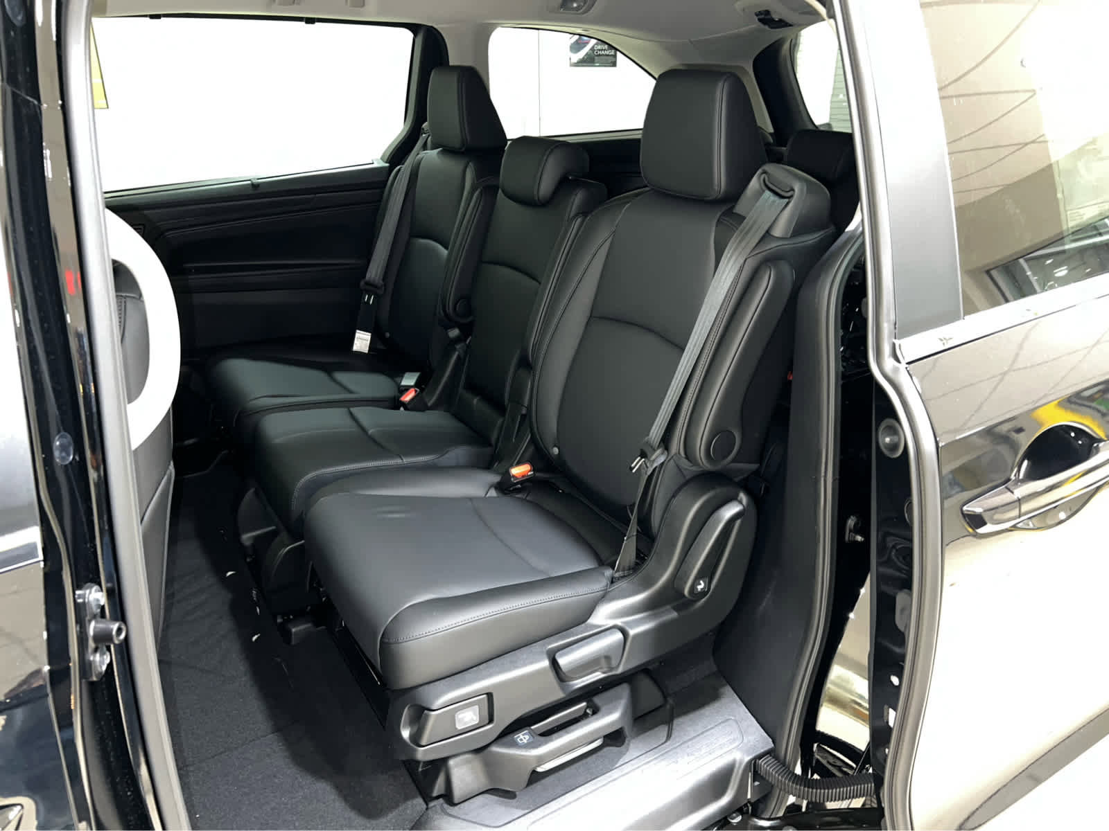 Used 2026 Honda Odyssey EX-L image 13