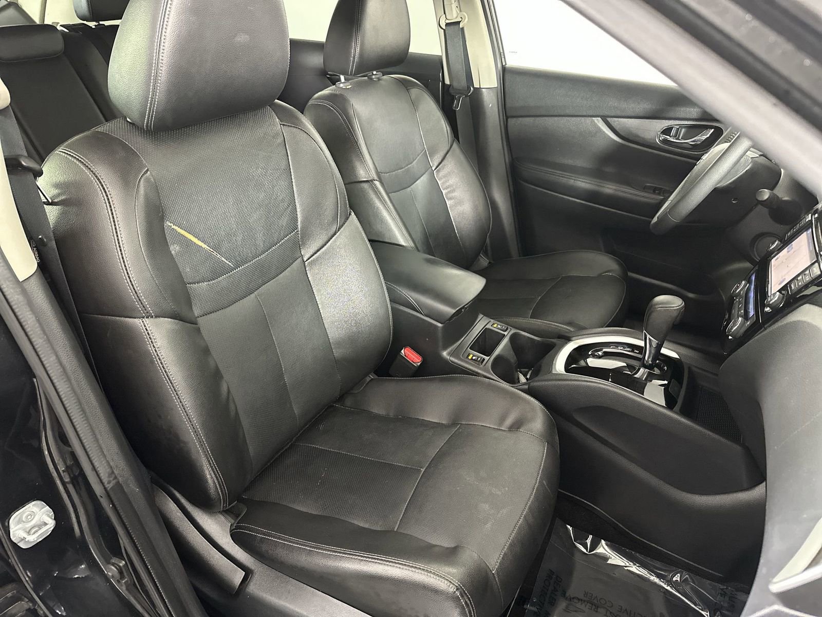 Used 2016 Nissan Rogue SL image 26