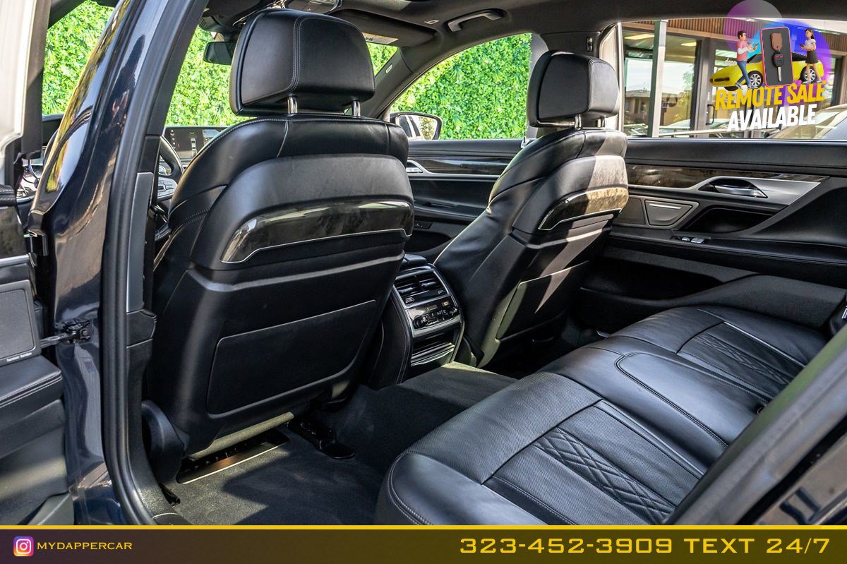 Used 2019 BMW 750i w/ Executive Package RWD image 15