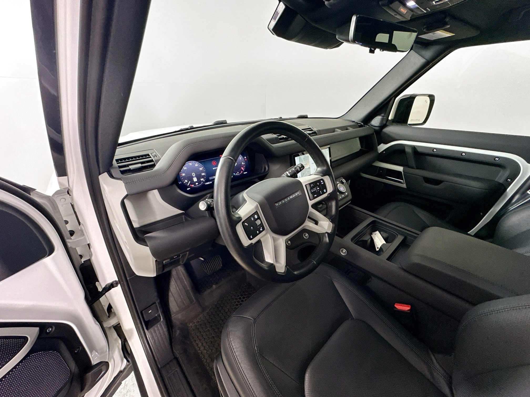 Used 2024 Land Rover Defender 110 S AWD/4WD image 20