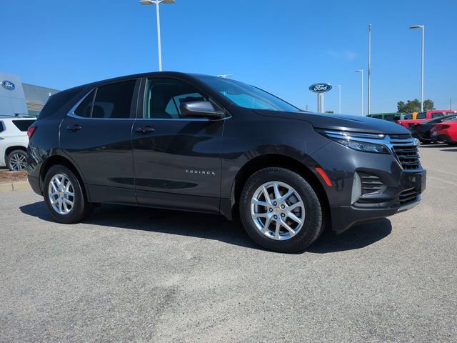 Used 2022 Chevrolet Equinox LT image 2