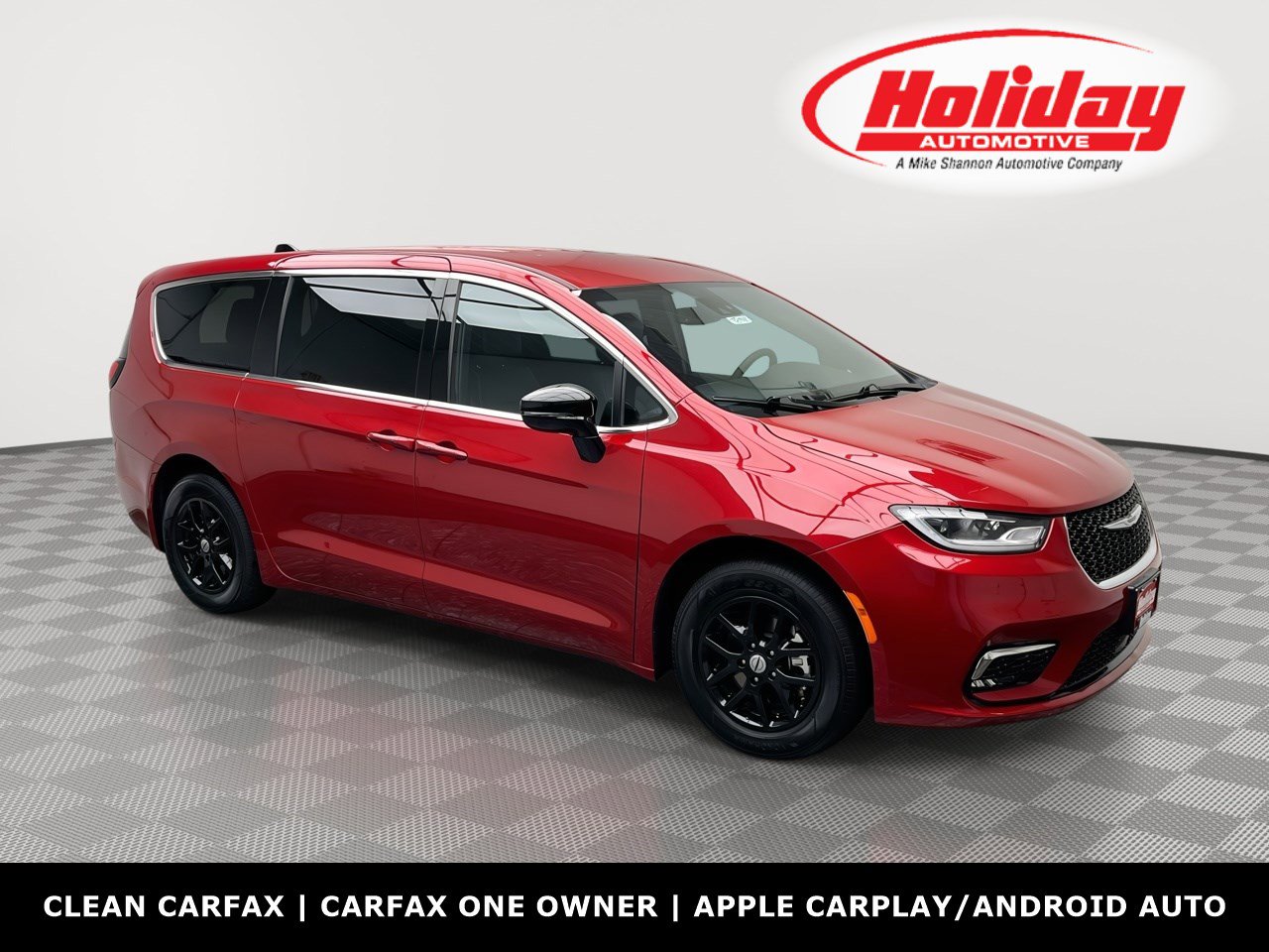 Used 2025 Chrysler Pacifica Select FWD image 1