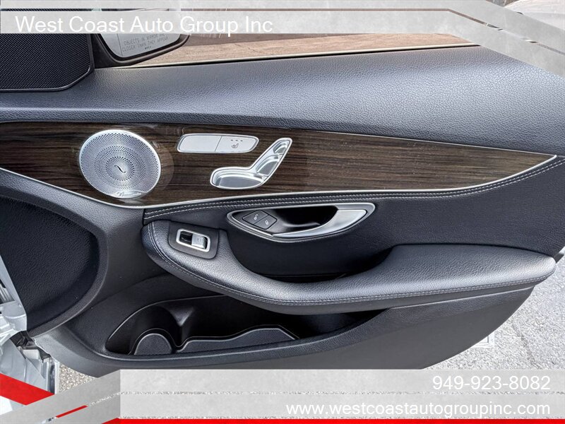 Used 2015 Mercedes-Benz C 300 Sedan w/ Premium 1 Package image 17