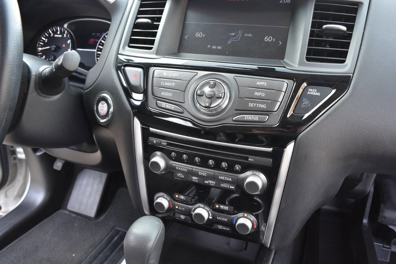 Used 2017 Nissan Pathfinder S image 56