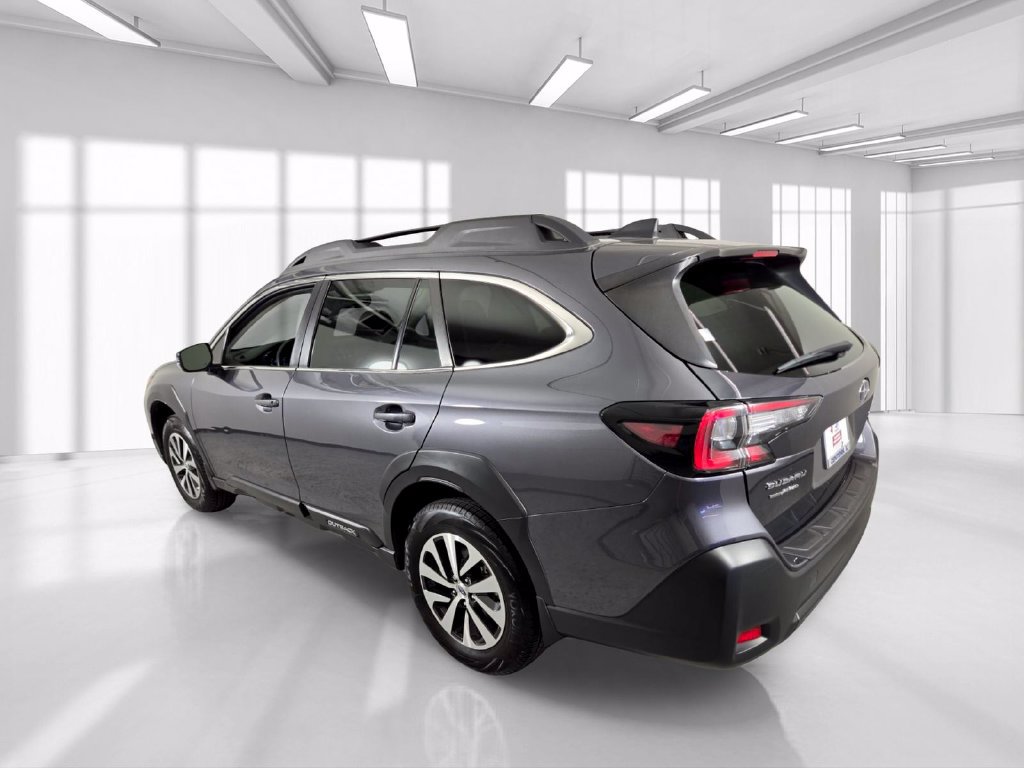 Certified 2025 Subaru Outback Premium AWD/4WD image 5