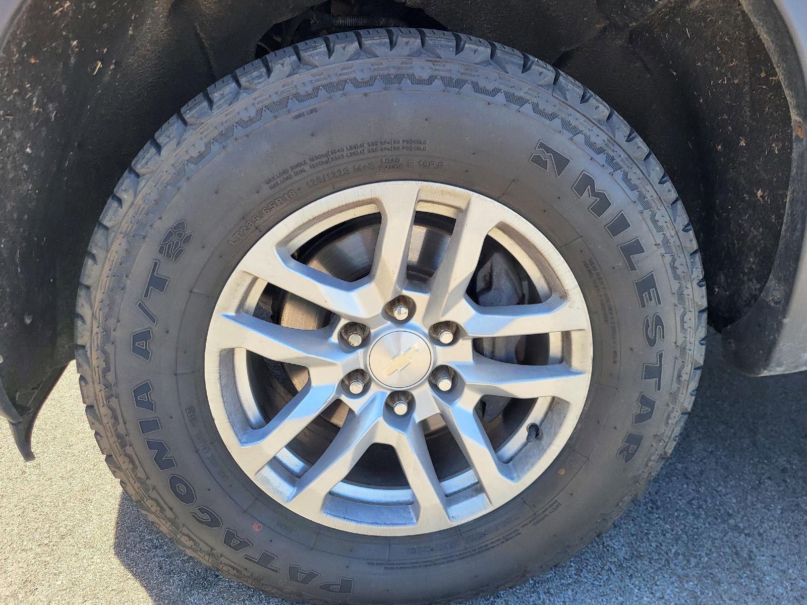 Used 2019 Chevrolet Silverado 1500 LT w/ Z71 Off-Road Package image 15