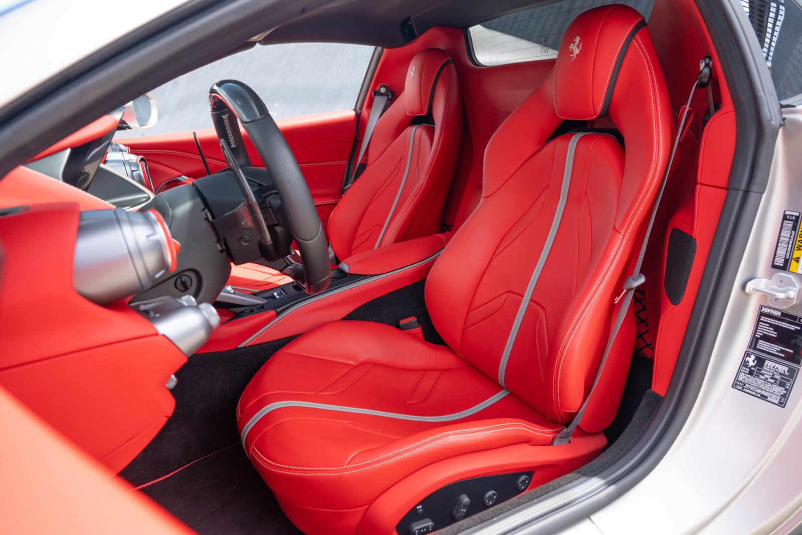 Used 2022 Ferrari 812 GTS RWD image 28