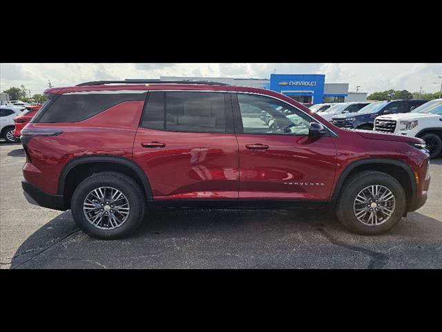 New 2026 Chevrolet Traverse LT image 2