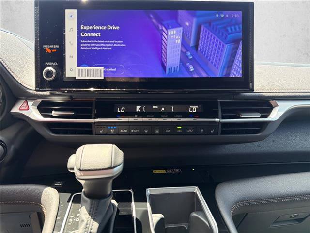 New 2026 Toyota Sienna Platinum AWD/4WD image 17