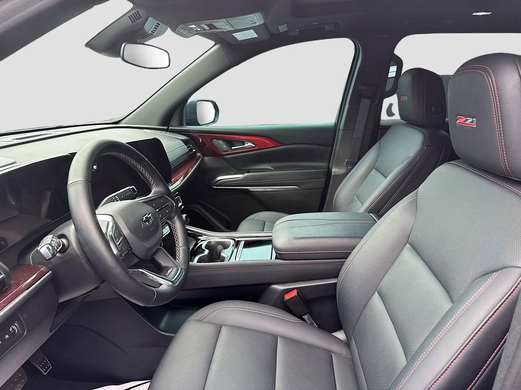 Used 2024 Chevrolet Traverse Z71 AWD/4WD image 7