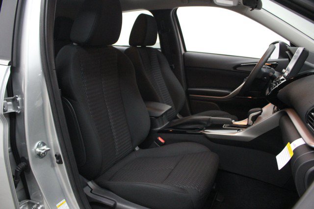 New 2026 Mitsubishi Eclipse Cross LE AWD/4WD image 19