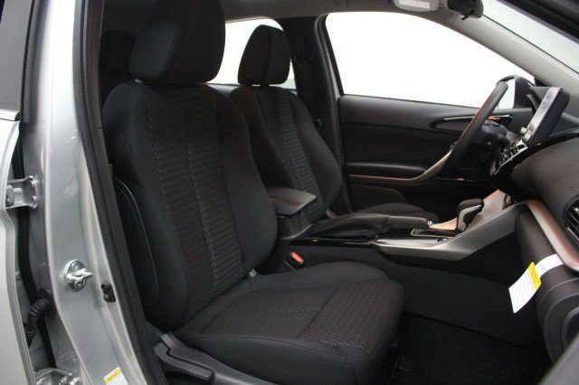 New 2026 Mitsubishi Eclipse Cross LE AWD/4WD image 19
